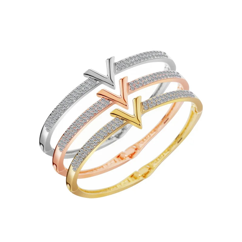 V Bracelet